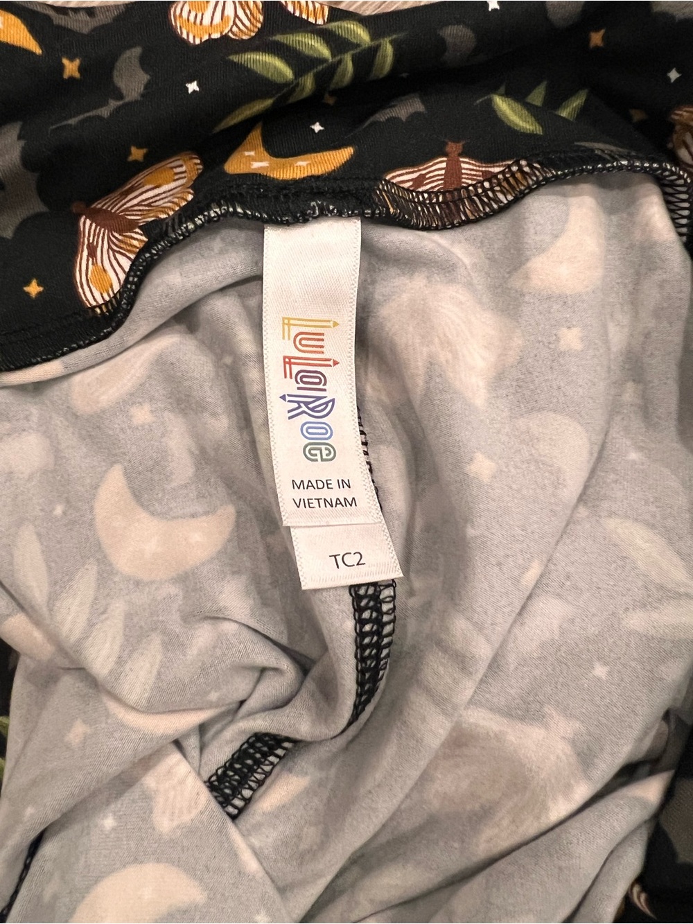 LuLaRoe Adult Halloween Leggings TC2 (2025 Capsule) - Picture 4 of 4